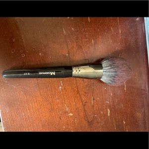 Morphe e41 brush